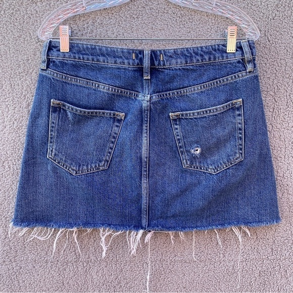 Free People We The Free Breezy Denim Distressed Button Fly Jean Skirt Sz 31 - Picture 6 of 11
